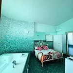 Pensión Luxury Palace Di Bitonto