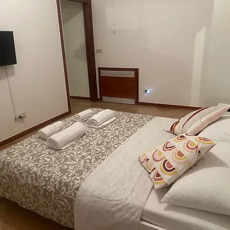 Luxury Palace Di Pensión Bitonto