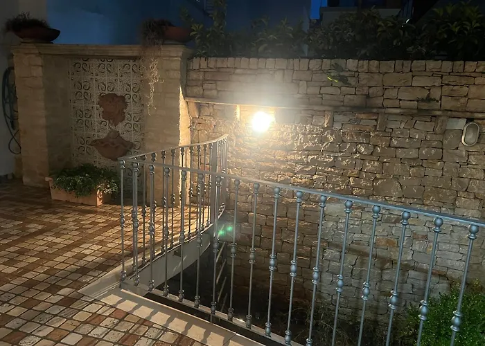 Luxury Palace Di بيت ضيافة